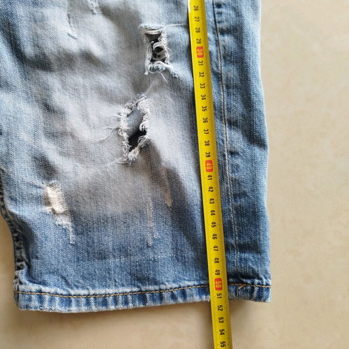 Denim bermuda shorts like new, size M, blue