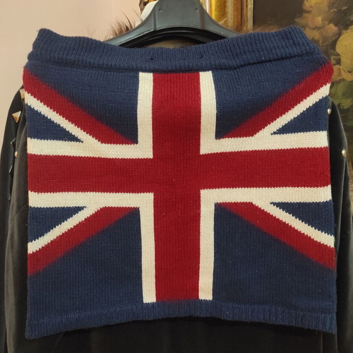 Atmosphere wool sweater with England flag like new, size M