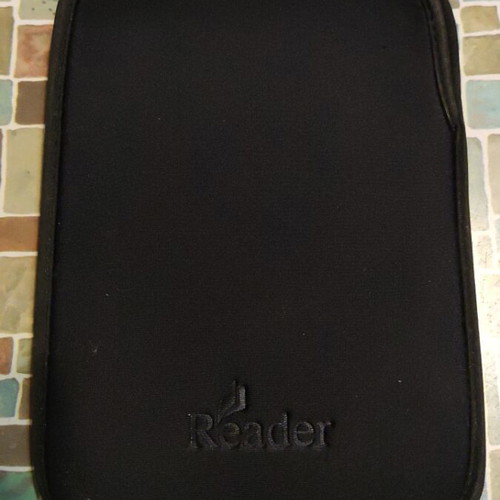 Digital Book Reader PRS 600 used with case and stylus