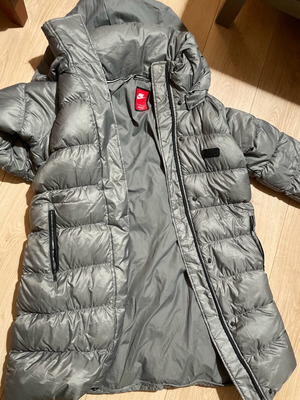 Nike parka puffer used, excellent condition, size M