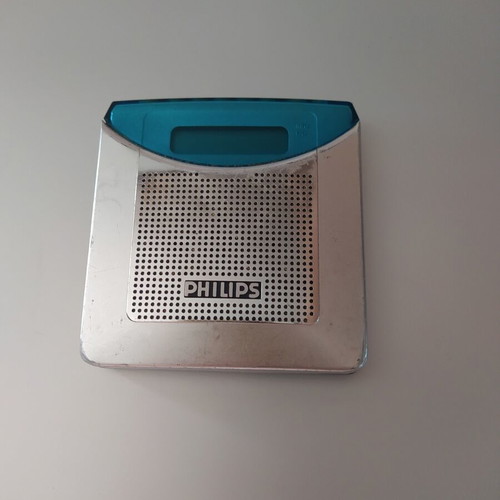 Phillips AE 6780 radio used, fully functional