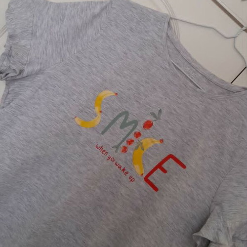 Esmara grey T-shirt Smile with ruffled sleeves, size L/XL