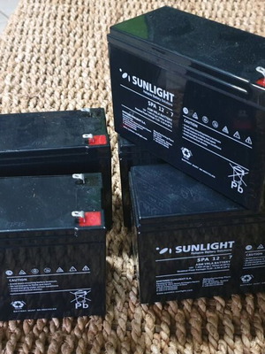 Μπαταρίες Sunlight SPA 12-7 σαν καινούργιο, πακέτο 6 τεμαχίων
