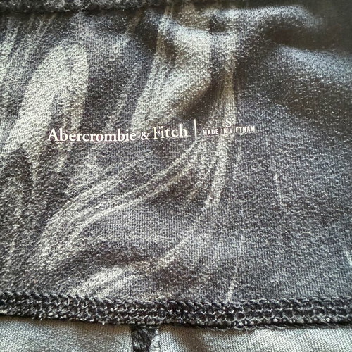 Abercrombie & Fitch women's training shorts size Small like new, black and gray