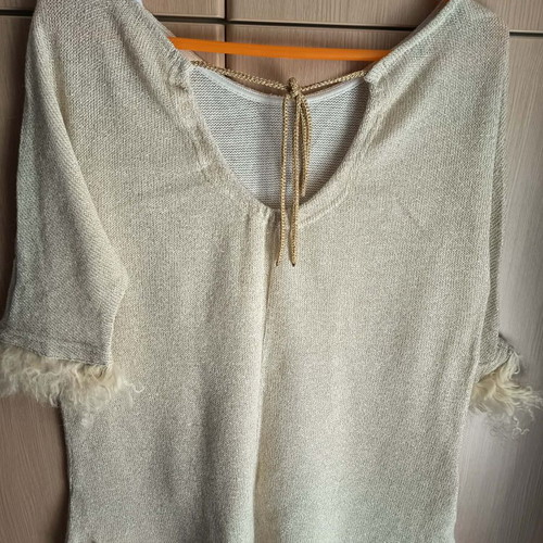 Be You women's beige sweater like new, size No M/L with gold