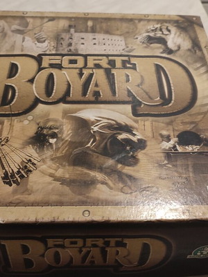 Fort Boyard collectible board game like new