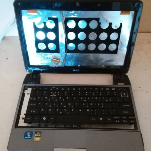 Acer Aspire One Algire 1410 used, non-working, for parts only
