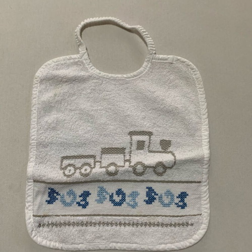Bib with embroidery like new, handmade