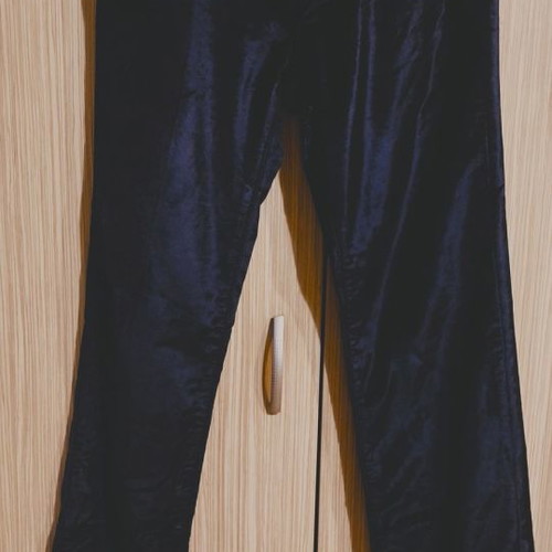 Seven L.A velvet jeans 31 used with crystals on pockets