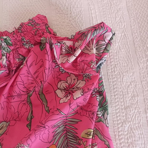 Shorts women's used pink with floral pattern size S