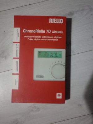 ChronoRiello 7D WIRELESS wall-mounted digital wireless room thermostat Riello like new