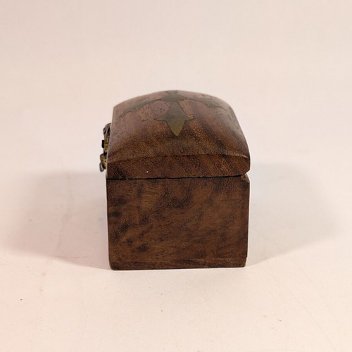 Wooden incense box used with bronze details 7.5x5x5.5cm