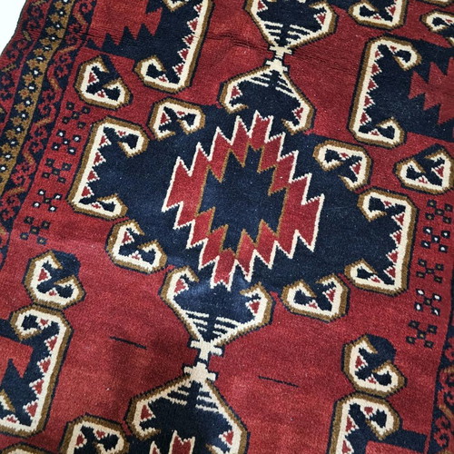 Handmade carpet Iran/Persia 1.37x0.85 with seal of authenticity