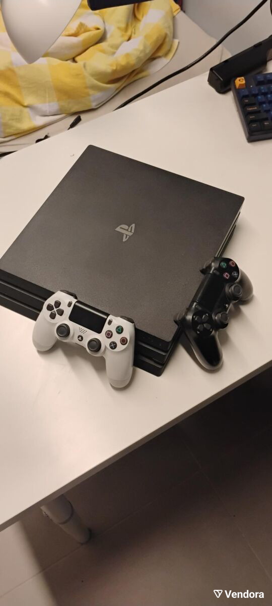 PS4Pro1TBμε2χειριστήριασανκαινούργιο