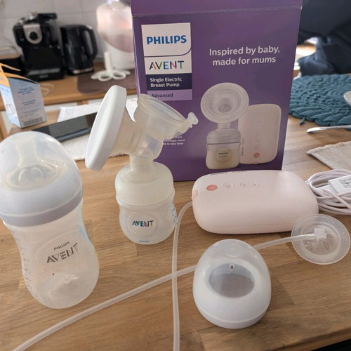 Avent Philips Single Electric Breast Pump like new, portable