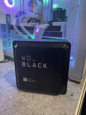 WD_Black D50 Game Dock NVMe SSD 1TB like new with Thunderbolt 3
