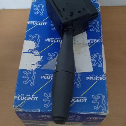 Peugeot 106 Genuine Wiper Switch 6239.C1 New