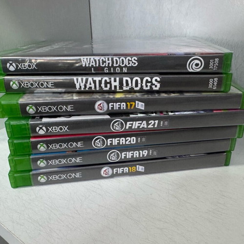 Xbox One game bundle like new with FIFA and Watch Dogs