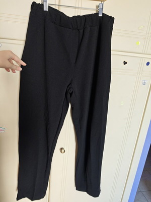 Black Pants size XL like new, made in Greece