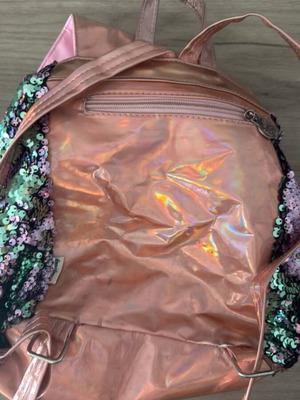 Children's backpack like new
