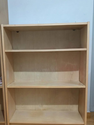 IKEA BILLY bookcase with 3 oak shelves