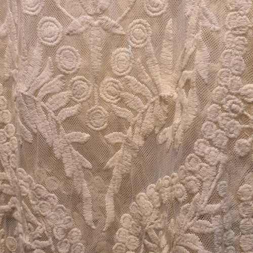 Cotton lace blouse like new, beige