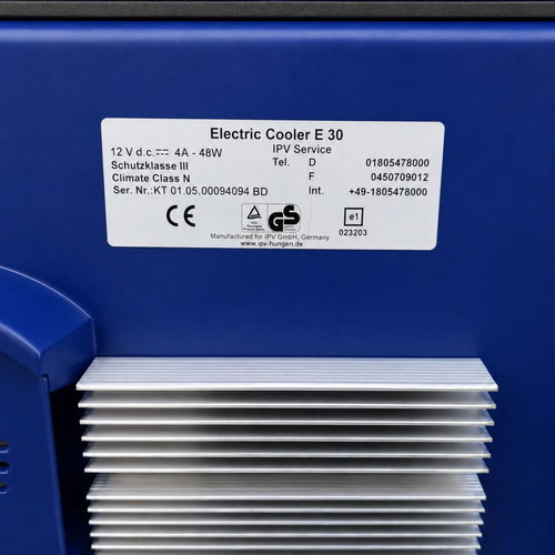 Portable Thermoelectric Cooler 12V 30lt like new, lightweight