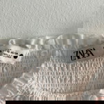 Zara maxi φόρεμα με κέντημα υφαντό σφηκοφωλιά στο πάνω μέρος, λευκό με πορτοκαλι λεπτομέρειες