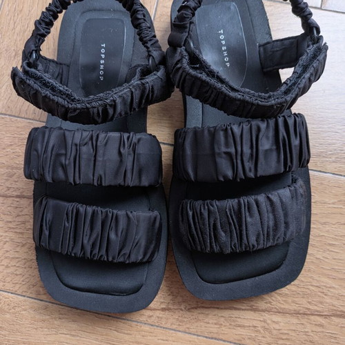 Top Shop sandals size 37 new, black, textile straps, flat sole