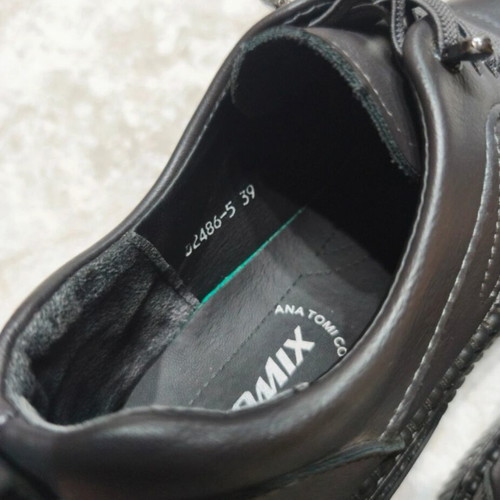 Anatomical shoes like new, grey No 39 with elastic laces