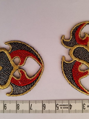 Motif gold black red iron-on patch women's 2 pcs new