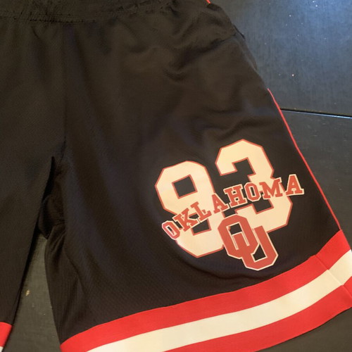 Oklahoma jeans shorts XL set like new, black and red