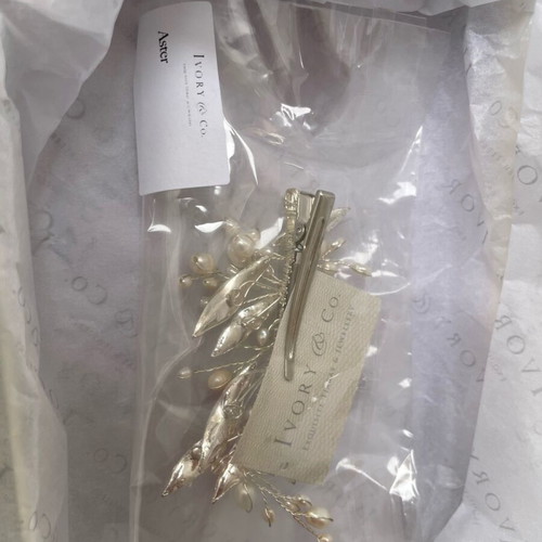 Ivory & Co bridal hairpiece new with freshwater pearls