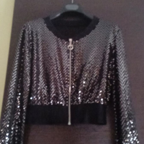 Women's crop jacket like new, black and grey