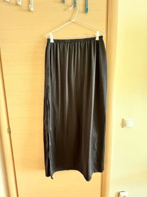 Zara long satin skirt with slit and elastic, Small