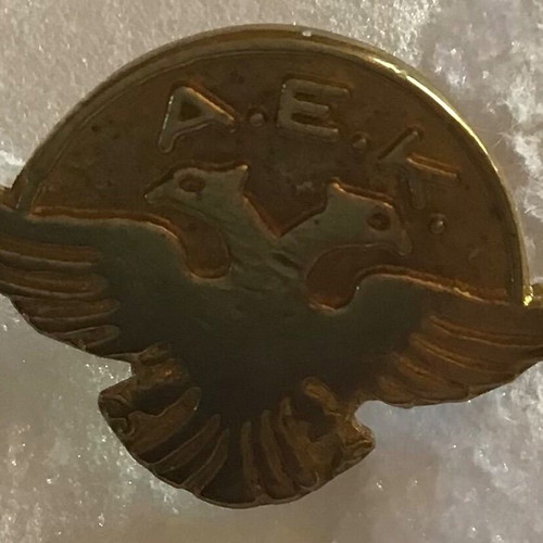 AEK pin like new, authentic