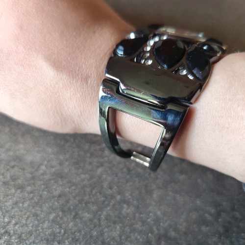 Figaro black watch like new, women's