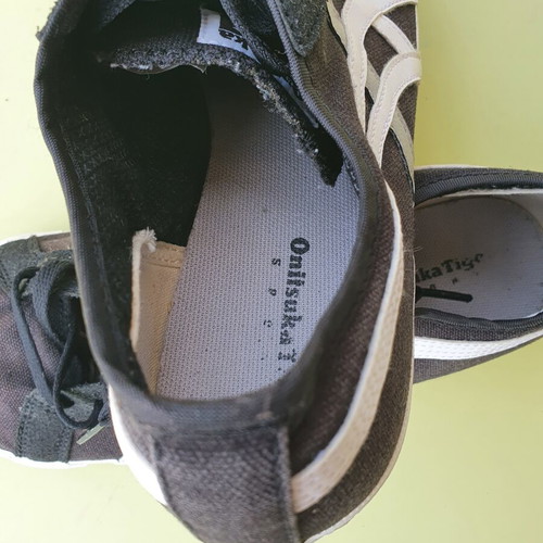 Onisuka shoes size 42 used, black