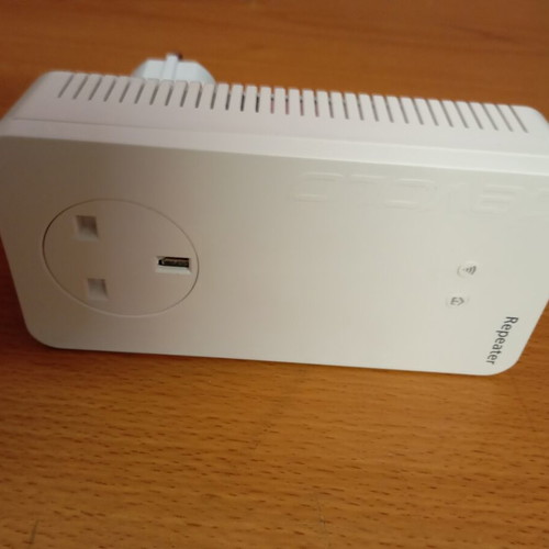 Devolo WiFi Repeater +AC in good working condition