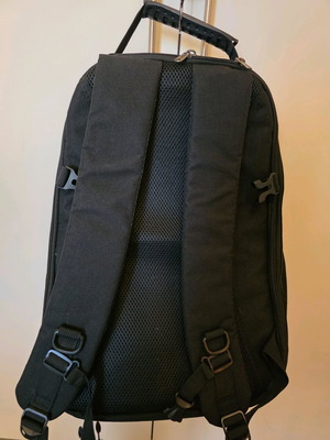 CsaxeKecna backpack new, black with red details