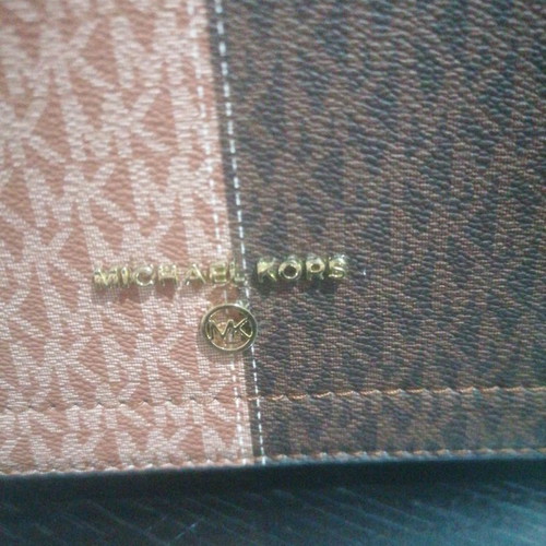 Shoulder bag used with strap for shoulder and hand