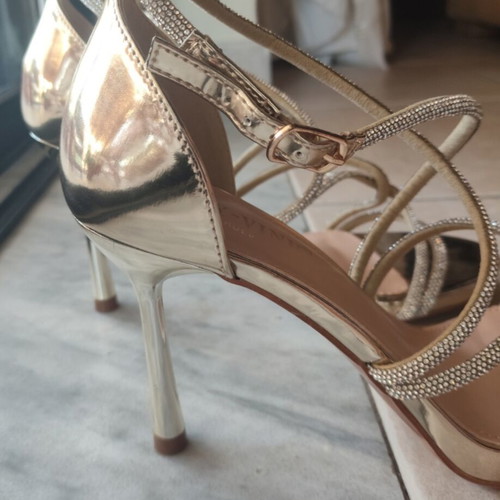 Luigi sandals with crisscross straps and strass, gold, size 38