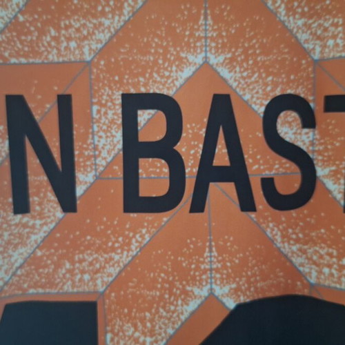 Fan Basten Netherlands 88 Jersey like new official replica XL