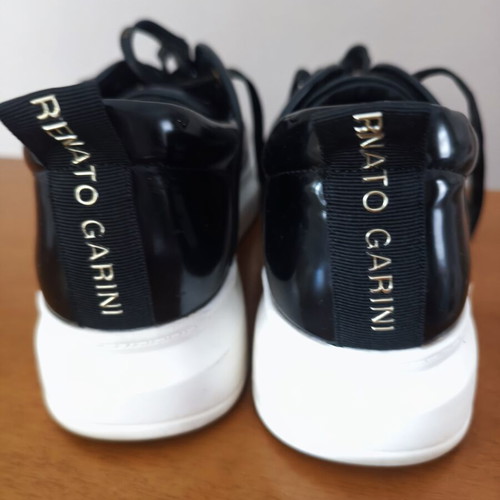 Renato Garini Black Sneakers like new with gold details size 40