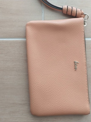 KEM women's wristlet bag, orange