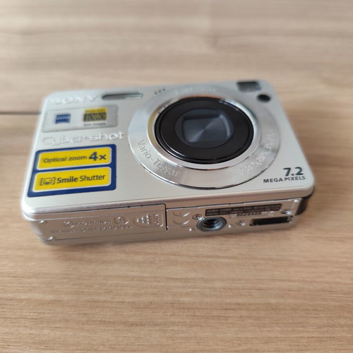 Sony Cyber-shot DSC-W110 camera like new