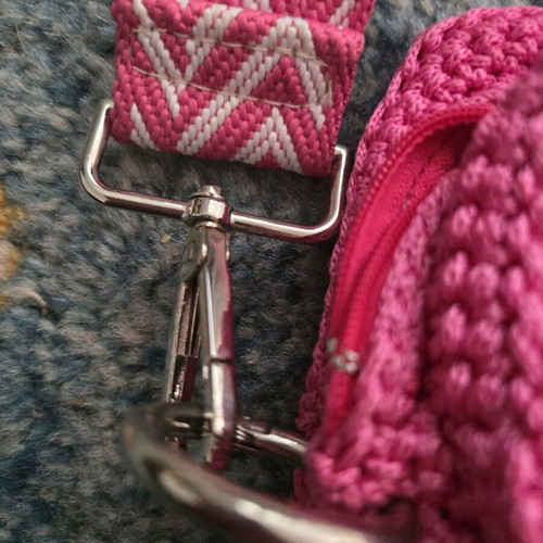 Handmade knitted crossbody bag pink new