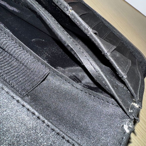 Document Storage Case like new with multiple compartments and zipper