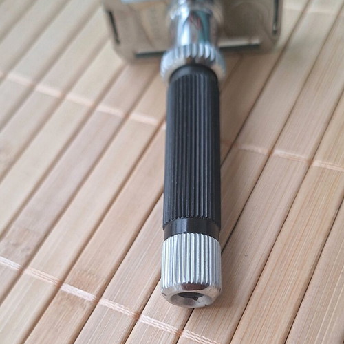 Gibbs DE Adjustable Razor used, made in France