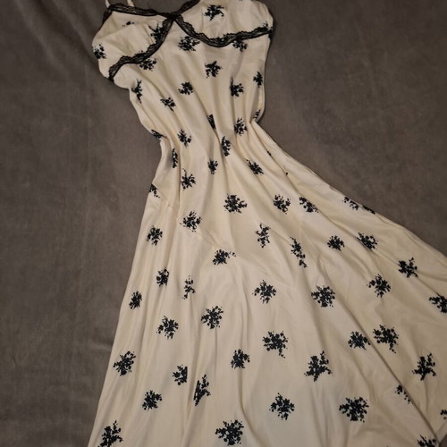 Midi sexy summer dress like new, black and beige